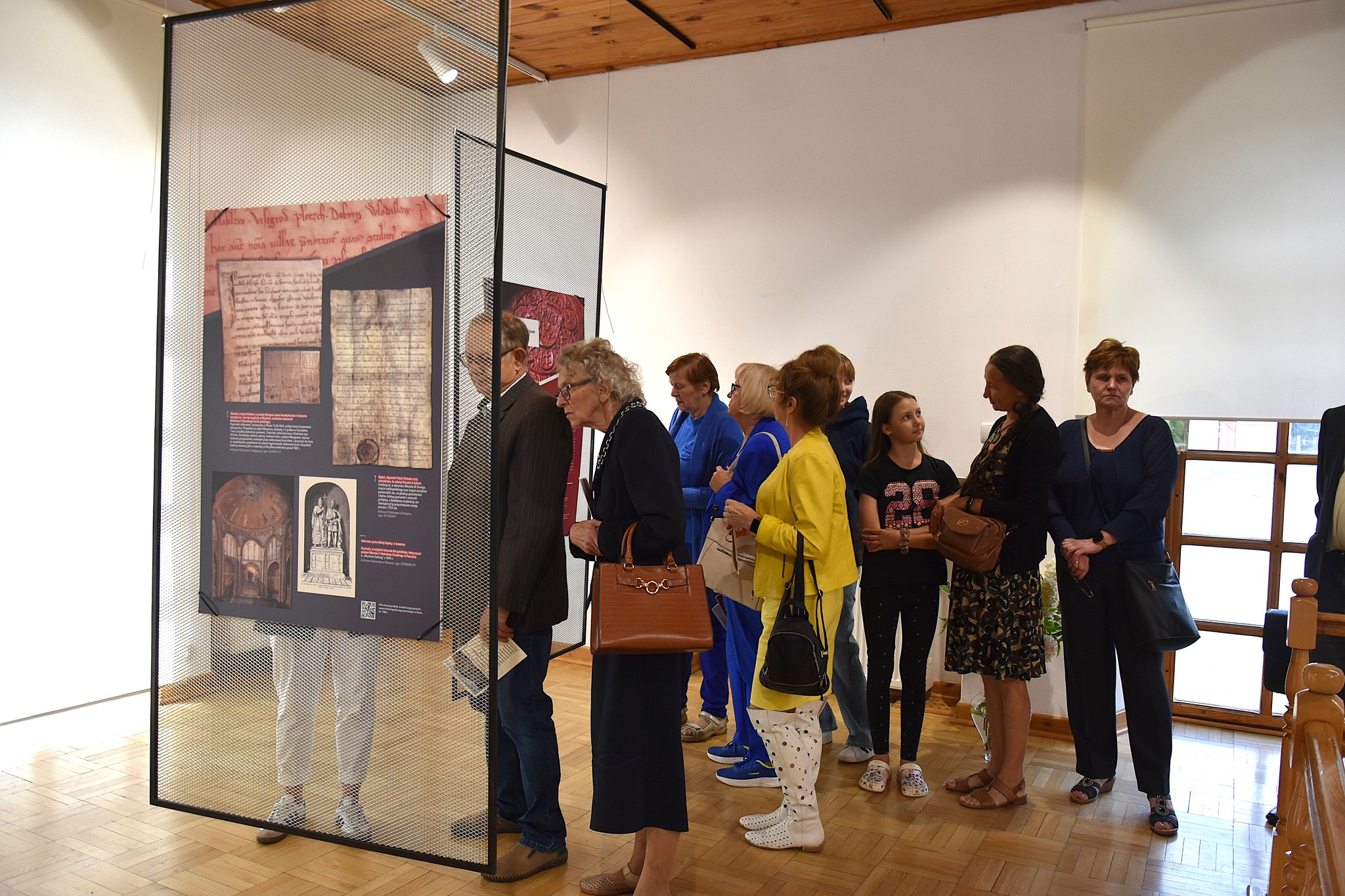 Bezsenne głowy, co dżwigają korony - otwarcie wystawy